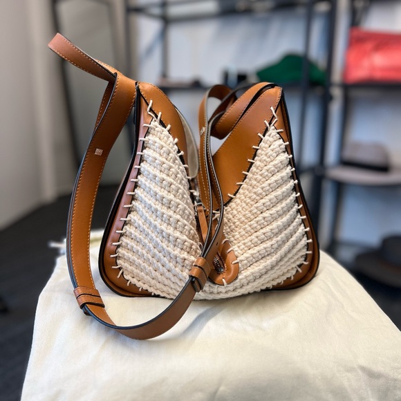 Loewe Hammock Crochet and Leather Handbag - BRAND NEW! - Picture 4 of 7